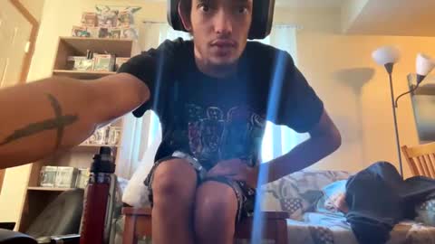 mouli23r online show from March 17, 11:51 pm