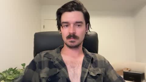 moustachematt online show from June 25, 3:42 am