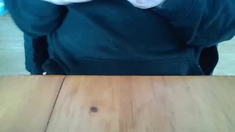 mr1bucket online show from March 1, 8:19 pm