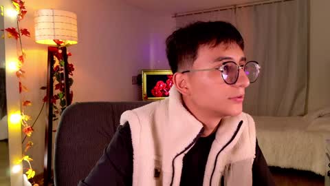 Snapshot of mr_evan1 chatting on February 4, 2:53 pm Mr Evans online show from February 4, 2:53 pm