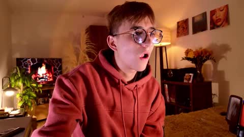 Snapshot of mr_evan1 chatting on September 14, 4:53 pm Mr Evans online show from September 14, 4:53 pm