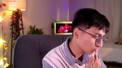 Snapshot of mr_evan1 chatting on March 10, 2:05 pm Mr Evans online show from March 10, 2:05 pm