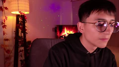 Snapshot of mr_evan1 chatting on January 23, 12:52 pm Mr Evans online show from January 23, 12:52 pm