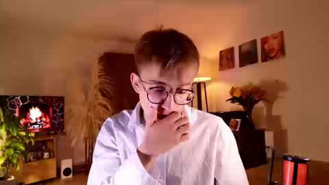 Snapshot of mr_evan1 chatting on September 12, 4:40 pm Mr Evans online show from September 12, 4:40 pm