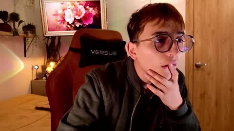 Mr Evans online show from January 12, 5:17 pm