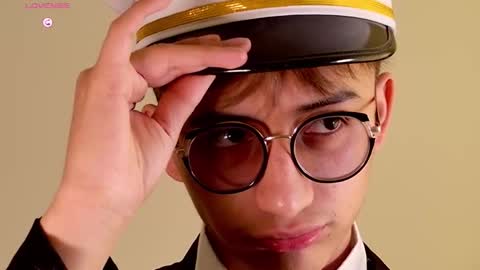 Mr Evans online show from November 8, 3:48 pm