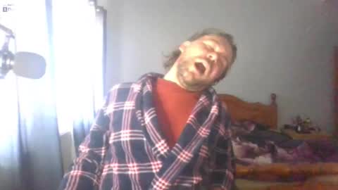 Snapshot of mr_i_ chatting on October 24, 8:38 am mr_i_ online show from October 24, 8:38 am