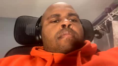 Snapshot of mr_irvin chatting on December 22, 11:11 am mr_irvin online show from December 22, 11:11 am