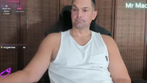 Cam online show from June 2, 10:00 pm