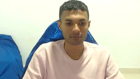 Max online show from March 12, 3:53 pm