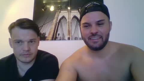 Snapshot of mr_niceguy100 chatting on February 15, 12:27 am mr_niceguy100 online show from February 15, 12:27 am