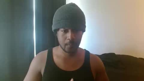 mr_nobody_100 online show from February 5, 10:06 pm