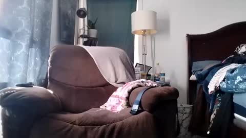 mr_wick93 online show from October 3, 6:24 pm