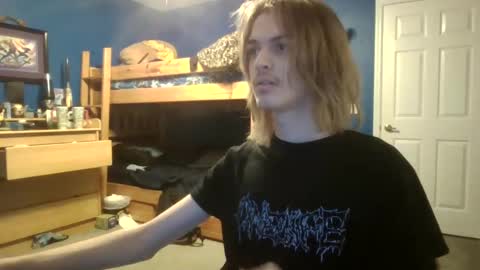 A online show from December 12, 6:31 pm