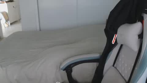 mrdr000 online show from August 2, 1:53 pm
