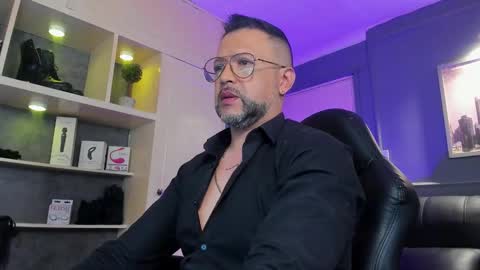 MrFrank. online show from January 9, 12:43 pm