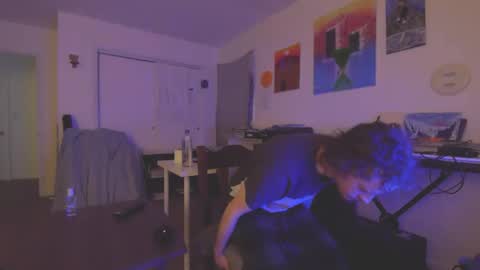 Ian online show from February 4, 7:36 am