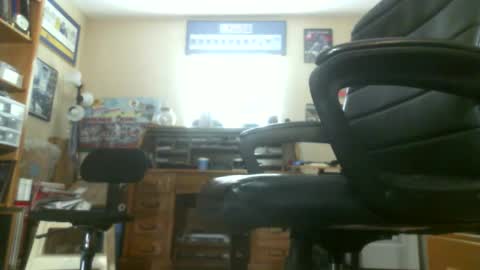 Snapshot of mrgspothitter4u chatting on January 30, 9:14 pm MrGspotHitter4U online show from January 30, 9:14 pm