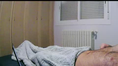 mrkurns online show from January 1, 10:46 pm