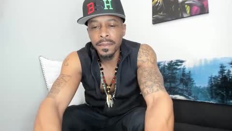 Snapshot of mromg007 chatting on February 18, 2:38 pm mromg007 online show from February 18, 2:38 pm