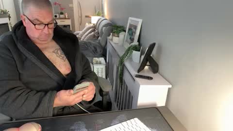 mtb1697 online show from February 18, 10:46 am