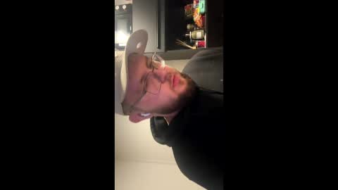 mtoatol online show from November 10, 7:19 pm