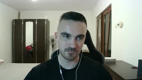 Victor online show from February 5, 7:54 pm