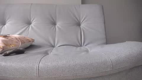 mucholover online show from December 9, 8:08 pm