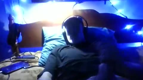 mullinfloggin79 online show from April 10, 8:10 am