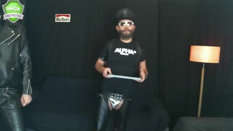 Snapshot of muratturkei chatting on December 21, 10:41 pm MasterBros online show from December 21, 10:41 pm