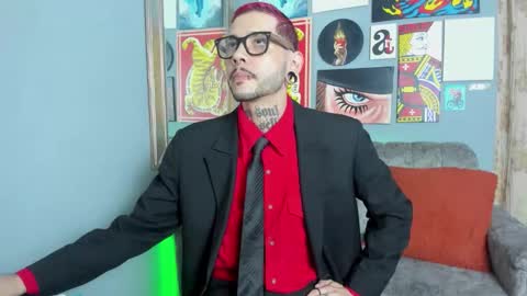 Snapshot of murdockh chatting on October 25, 5:20 am murdok  online show from October 25, 5:20 am