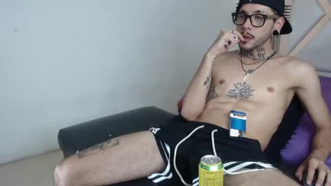 Snapshot of murdockh chatting on March 3, 4:34 am murdok  online show from March 3, 4:34 am