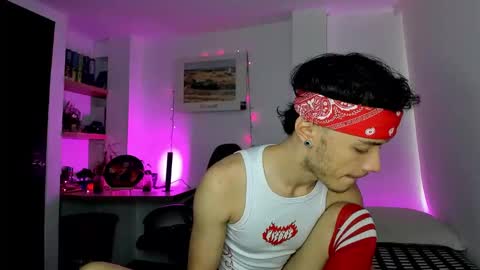 Snapshot of murielkarmesi chatting on January 3, 8:11 pm murielkarmesi online show from January 3, 8:11 pm