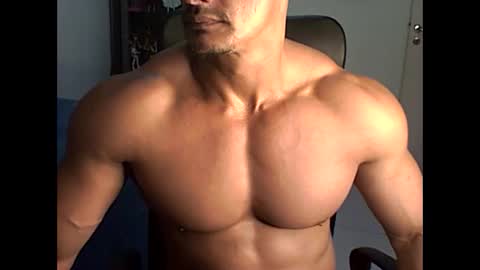 muscleoss online show from March 11, 3:59 am