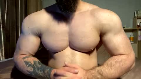 muscularjuggler online show from November 7, 1:42 am