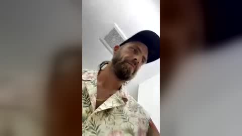 mushroommike91 online show from July 3, 6:30 am