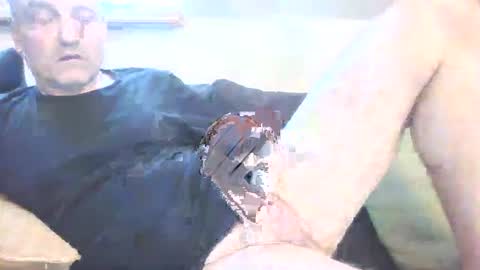 nobuddy online show from December 10, 7:26 am