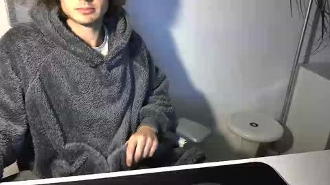 my_lovely_body online show from October 13, 4:24 pm