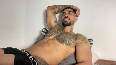 Myke esthetic online show from October 15, 5:04 am