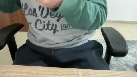 Snapshot of mystallion007 chatting on December 23, 7:17 am myStallion online show from December 23, 7:17 am