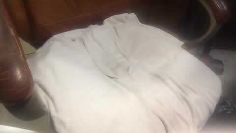 Snapshot of mythickness chatting on February 13, 2:56 am mythickness online show from February 13, 2:56 am