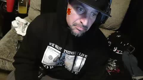 Snapshot of n3v3rpanic1 chatting on March 12, 9:02 am SnackPants online show from March 12, 9:02 am