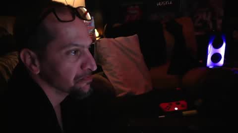 Snapshot of n3v3rpanic1 chatting on January 21, 11:51 am SnackPants online show from January 21, 11:51 am