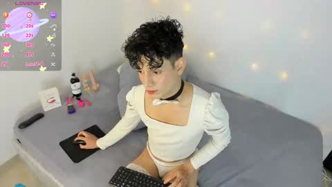 Snapshot of namir__ chatting on December 5, 3:15 am Namir  online show from December 5, 3:15 am