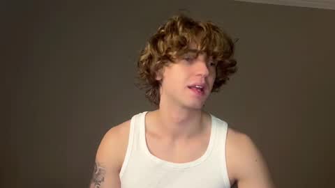 Snapshot of namiraaxel chatting on October 15, 6:48 pm Georges online show from October 15, 6:48 pm