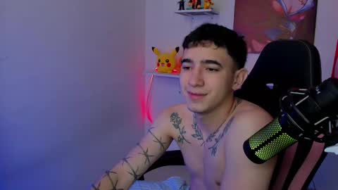 Snapshot of naranjo_seb chatting on February 18, 2:06 pm sebastian online show from February 18, 2:06 pm