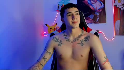 Snapshot of naranjo_seb chatting on March 2, 7:21 am sebastian online show from March 2, 7:21 am