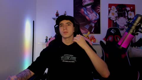 Snapshot of naranjo_seb chatting on December 30, 6:31 am sebastian online show from December 30, 6:31 am