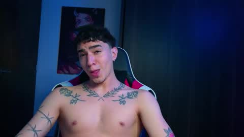 Snapshot of naranjo_seb chatting on October 18, 10:20 am sebastian online show from October 18, 10:20 am