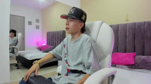 Nascary Fox online show from September 29, 8:37 pm